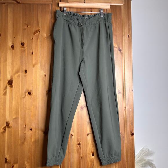 Athleta Olive Metropolis Jogger - Picture 3 of 9